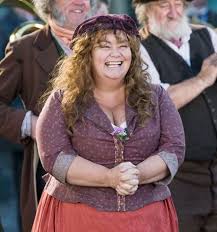 Dawn and first husband lenny henry share daughter billie. Dawn French Plays Caroline Arless Caroline Is One Of The Timmins Neighbours She Is Married To Walter Who Is Lark Rise To Candleford Famous Faces Dawn French