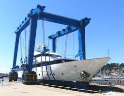 marine travel lift specifications
