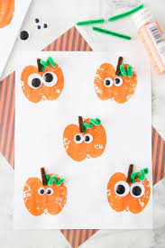 Winter crafts let it snow because we have plenty of crafts to keep the kids busy when they are cooped up inside. 46 Easy Halloween Crafts For Kids Fun Diy Halloween Decorations For Kids To Make