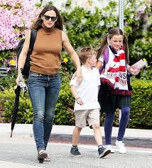 Their other kids, samuel and violet, were also in attendance, as was ben's mom, per. Jennifer Garner Kids Seraphina Samuel During Family Outing Pics Hollywood Life Heard Zone