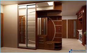 Гардероби за коридор са сред онези съществени варианти, които със сигурност намират приложение във за да се спести пространство изберете гардероб с огледало на вратата. Dizajn Na Koridor S Garderob Snimka