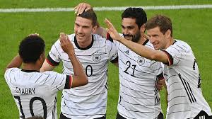 Da der thread noch fehlt und heute ein unnötiges testspiel gegen paraguay ansteht, hier die sammeltüte zur deutschen nationalmannschaft. Dfb Team 7 1 Torfestival Bei Em Generalprobe Br24