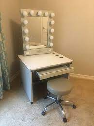 broadway lighted vanity makeup mirror