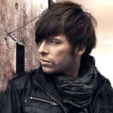 This hairstyle is perfect for women and men. Wear Hair Longer For This Cool Indie Hair Mens Hairstyles Long Hair Styles Men Indie Hair