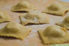 How do you tell when frozen ravioli is done?