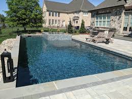 Beautiful Glass Tile Clean Lines Pool
