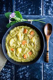 thick and hearty split pea soup