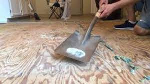 how to remove carpet padding staples