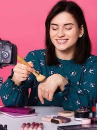 5 indian makeup vloggers you must