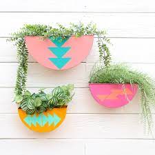 Diy Colorful Outdoor Wall Planters A