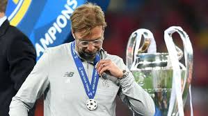A second ago i spoke to pep guardiola on the. 2 576 Days Later Jurgen Klopp Has Won A Trophy Again Besoccer