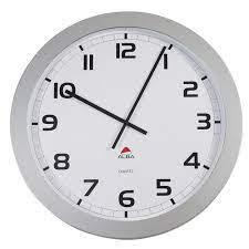 Silent Quartz Wall Clock Silver