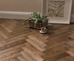 7 quintessential wood floor patterns