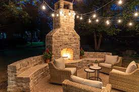 Outdoor Fireplace With Bench Seating W