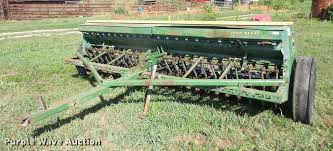 John Deere 8300 Grain Drill Item Da1712 Sold August 23