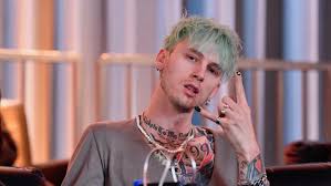 Though kelly is back to his choppy platinum blond haircut, that doesn't mean he won't. Machine Gun Kelly To Launch Nail Polish Line Un Dn Complex