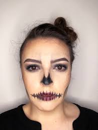 fast and easy skeleton halloween makeup