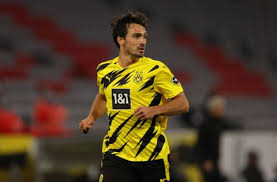 The figurine present here is an important part of a private collector's assembly of rare and important hummels. Mats Hummels On What Convinced Him To Make Borussia Dortmund Return