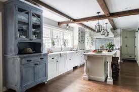 Your kitchen cabinets don't have an easy life, so it's no surprise that they experience more then the usual wear and tear. Cottage Style Kitchen Cabinets Pictures Options Tips Ideas Hgtv