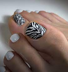 black and white zebra print toe nails