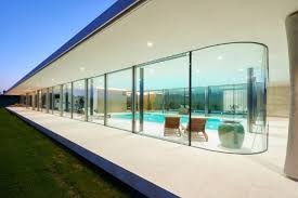 Curved Glass And Minimal Windows