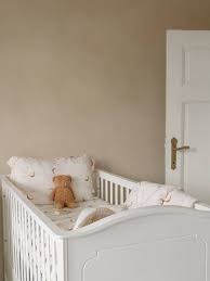 Royal Timeless White Cot Bed 70x140