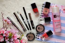 itstyle makeup and nail polishes