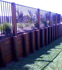 retaining walls arnel fencing cairns