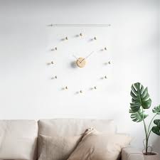 Relógio Umbra Hangtime Clock Em Madeira