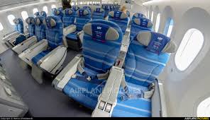 polish airlines boeing 787 9 dreamliner