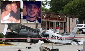The pilot argued the plane was dangerously overloaded, but eventually gave in and took off, fellow pilot lewis key told the tabloid. William P Hobby Airport Plane Crash Leaves Three Dead In Texas Daily Mail Online