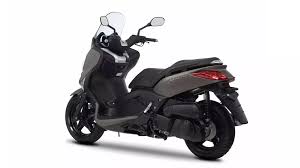 Yamaha sends me too many emails. 2012 Yamaha X Max 250 Abs Top Speed