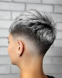 We show you most trendy short haircuts.you can find here new pixie cuts, wavy bobs, ombre short hair ideas, thick hair types and. Lesbian Haircuts 40 Epic Hairstyles For Lesbians Our Taste For Life