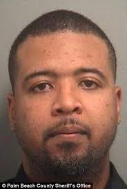 Cell phone shop worker Herman Reed, 33, of Boynton Beach, is accused of sending explicit texts to a 16-year-old boy. A phone shop worker has been arrested ... - article-2284661-184D1EE9000005DC-944_306x457