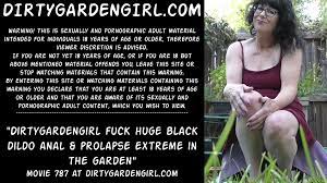 Dirtygardengirl fuck huge black dildo anal & prolapse - ThisVid.com em  inglês