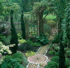 How To Use A Fence In A Garden Design