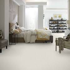 3 rooms to use wall to wall carpeting