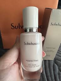 sulwhasoo makeup base in pink colour
