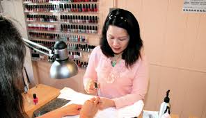 nail salon tips for workers and