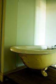 Removing Rust Stains From Toilets Tubs