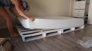 19 Inexpensive Diy Pallet Bed Frames