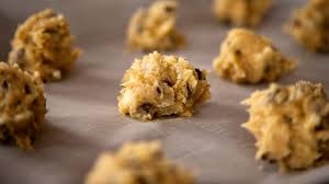 This is a variation of the healthy banana cookies recipe from this site. Desserts You Won T Believe Are Actually Healthy Chocolate More