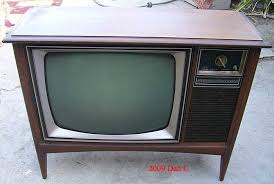 Vintage tv prop rentals | prop house serving nyc, offering delivery and on site pick up at our location north of new york city. Vintage Tv Radio Collection Repair Los Angeles California