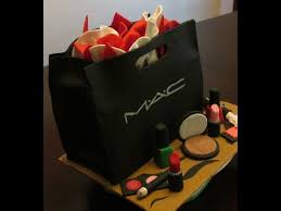 mac makeup bag cake you