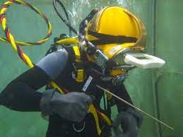 Learning how to become an underwater welder can take a considerable amount of time, but by committing to your new career path, you could be welding underwater sooner than you. U W E C Underwater Welding Engineering Centre