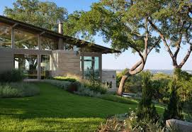 hillside dwelling in texas with a