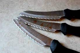 how to remove rust stains from knives