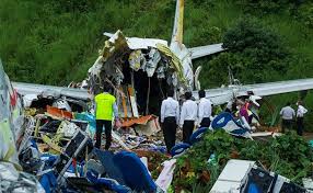 Kozhikode is the third largest city in kerala and is part of the second largest urban agglomeration in kerala with a metropolitan population of 2,030,519 as per 2011 census. Kerala Plane Crash Pilots Were Told About Weather Tailwinds Says Dgca Chief