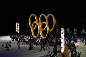 Ο ιάπωνας πρωθυπουργός σίνζο άμπε. Olympiakoi Agwnes 2020 Tokio H Teleth Enar3hs Mesa Apo Eikones Athens Voice