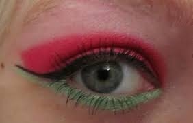 how to create a two toned eye makeup